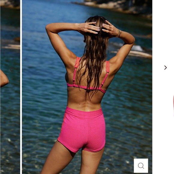 PRAGUE TOP IN MARSEILLE - Bydee - Picture 2 of 4